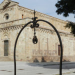 luoghi abbandonati: chiesa romanica tratalias vecchia